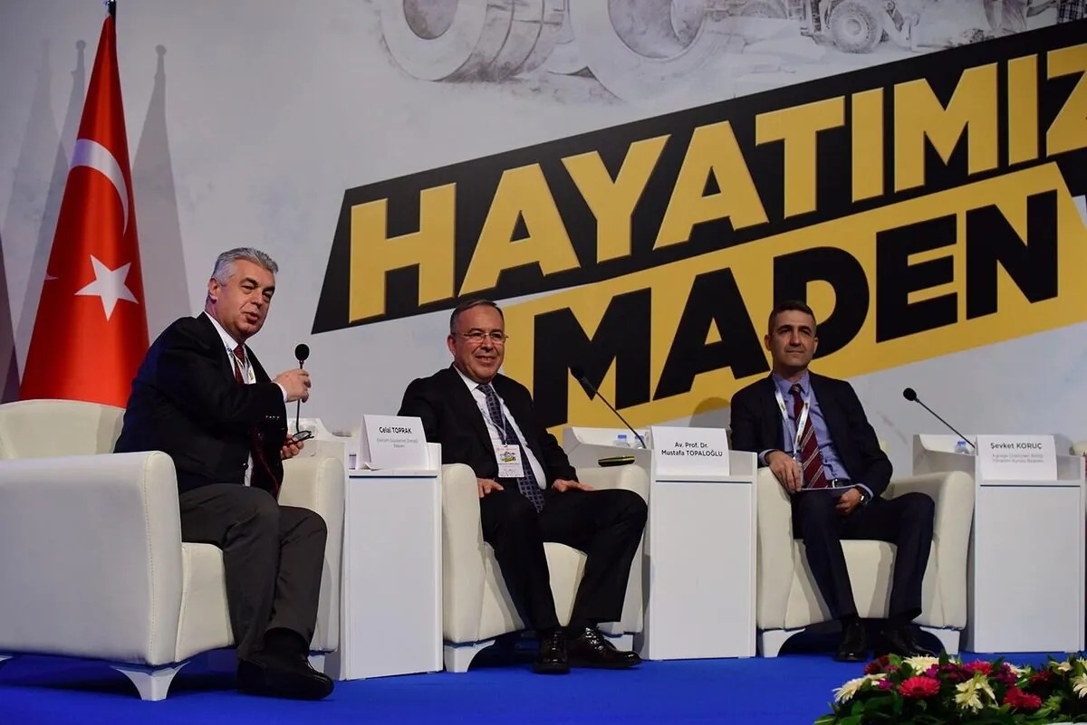 Maden sektörünün sorun, hedef ve beklentileri masaya yatırıldığı “Hayatımız Maden 2 Çalıştayı”nın etkinlik ve basın iletişimi süreçlerini yönettik — görsel 4